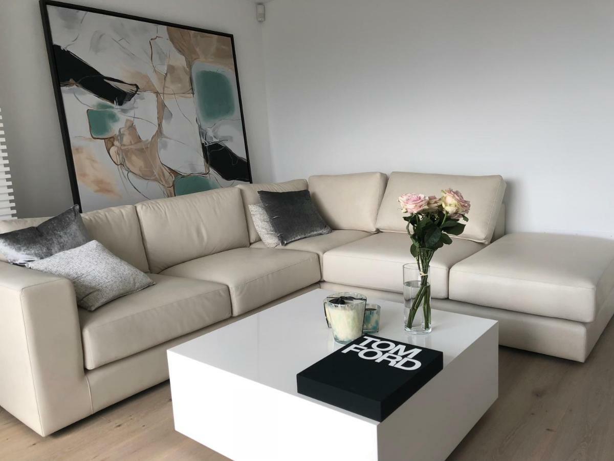 Modern Apartment Puente Romano Марбелья Экстерьер фото